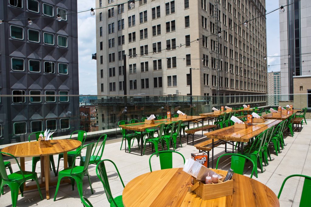 Outdoor Dining in Downtown Pittsburgh Downtown Pittsburgh