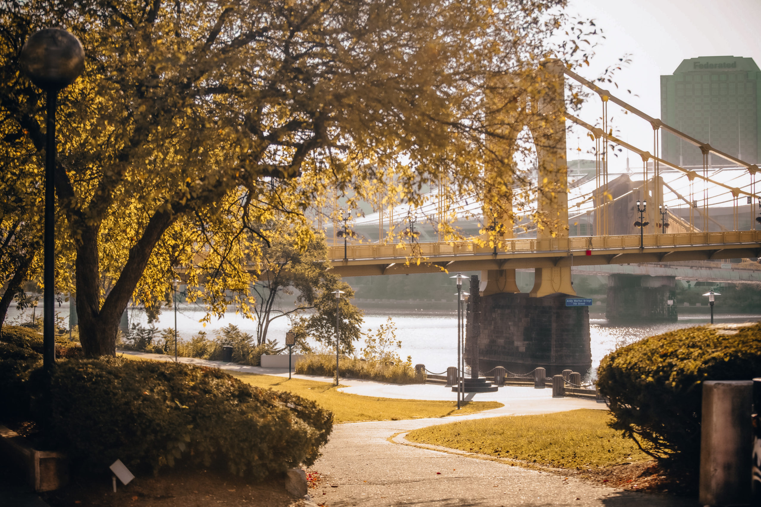 Discover the Fall Season in Downtown Downtown Pittsburgh